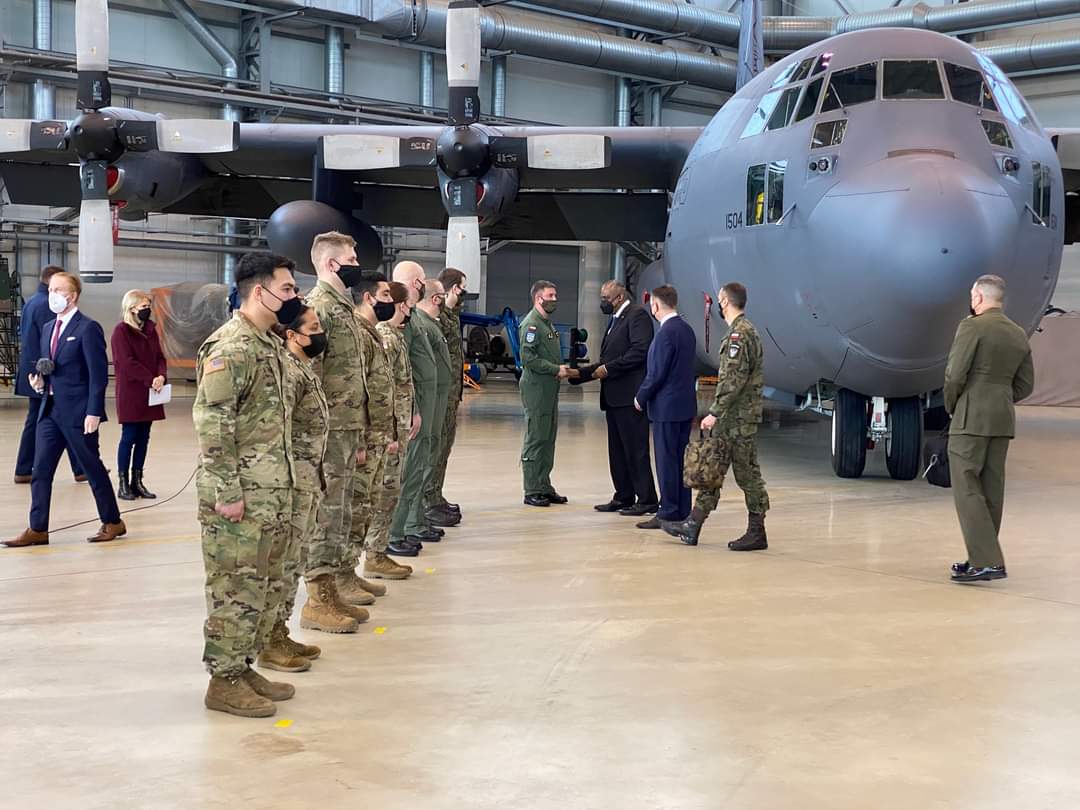 Sekretarz obrony USA wizytował Powidz