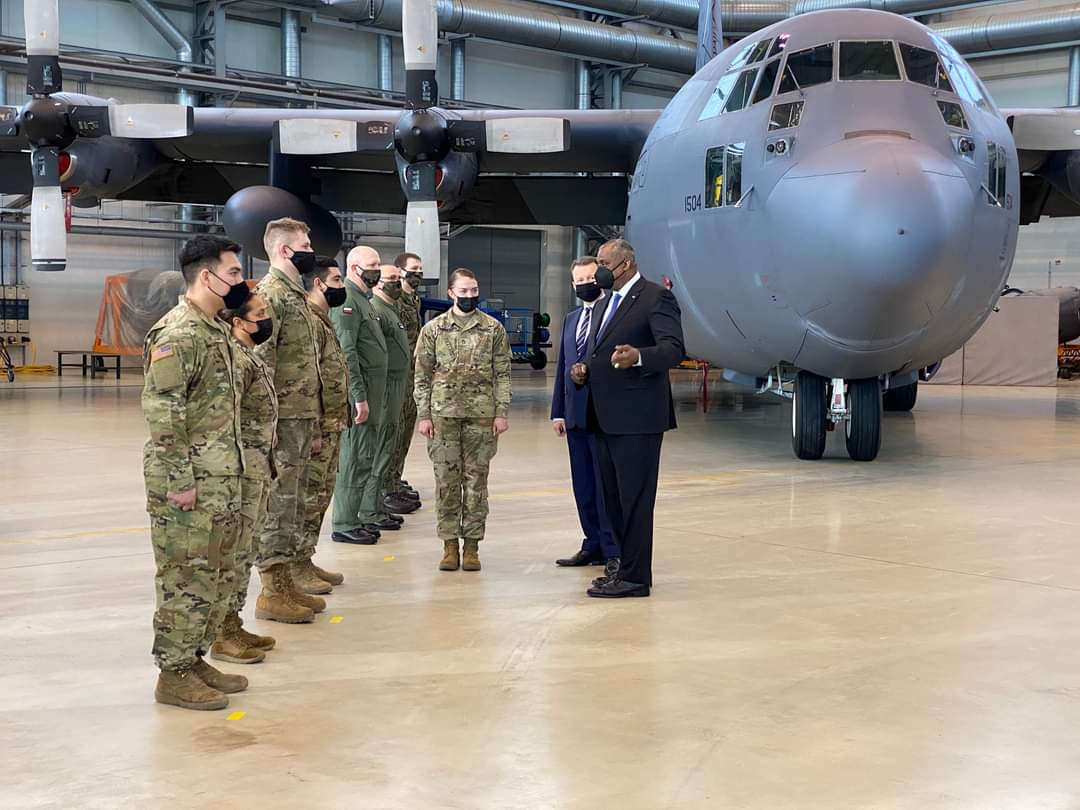 Sekretarz obrony USA wizytował Powidz