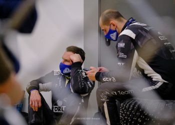 Radość i łzy podczas pierwszej rundy