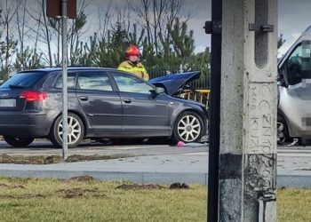 Wypadek w Piotrowicach. Droga była zablokowana ZDJĘCIA