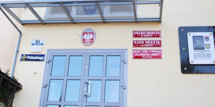 Reagują na podwyżki. Planują fotowoltaikę