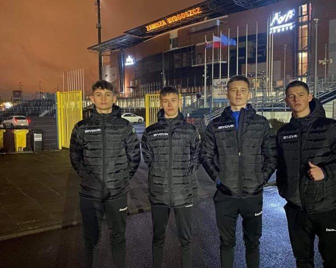 Będą nadal obserwowani