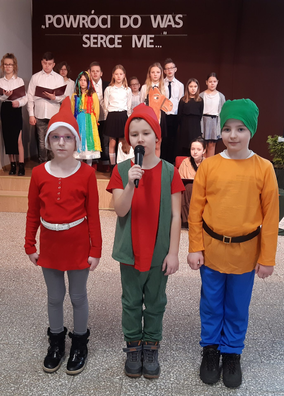 Najlepsi uczniowie ze stypendiami