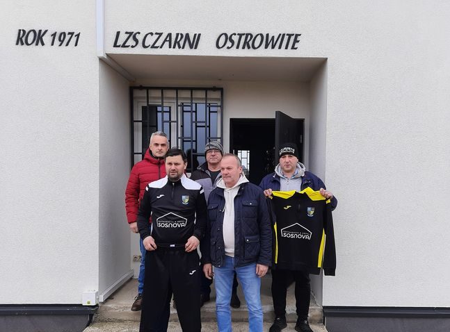 Czarni Ostrowite bogatsi w nowy sprzęt