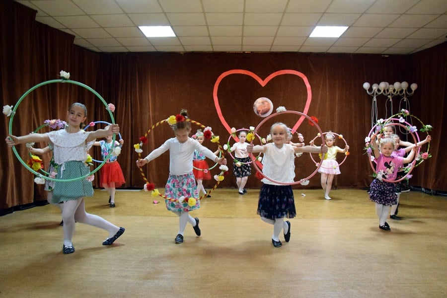 Zatańczyły dla rodziców i dziadków