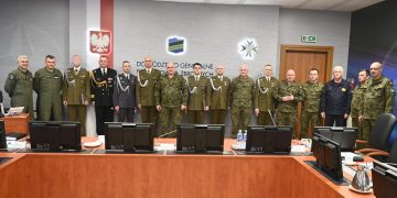 Powidzka Eskadra Lotnicza 33. Bazy wyróżniona