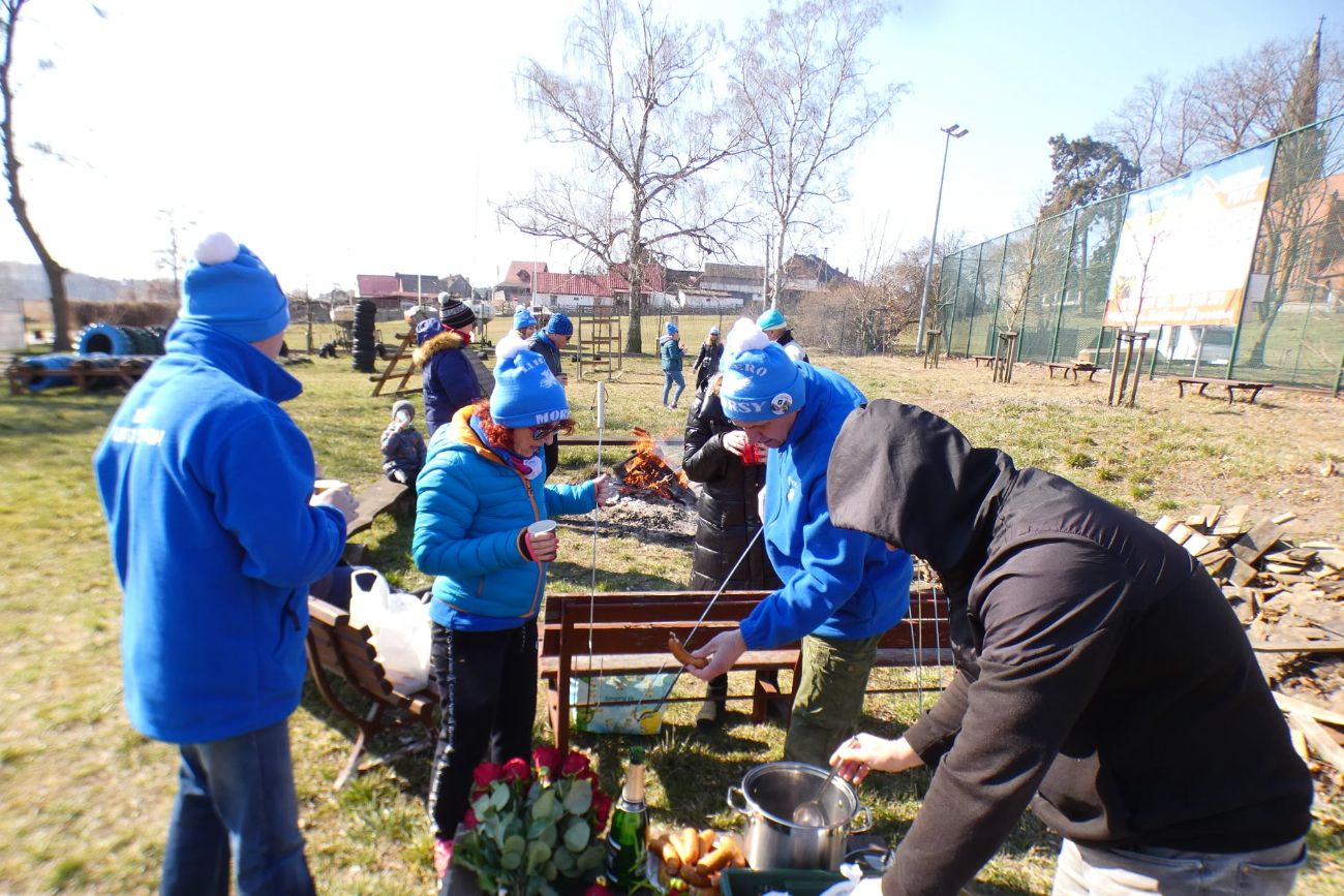 Powiedzieli sobie „tak” podczas kąpieli w wodzie GALERIA ZDJĘĆ