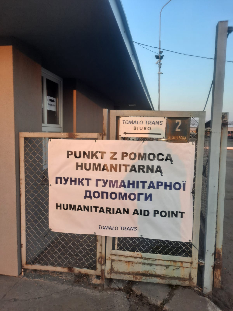 Dary z Powidza trafią na front