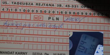 Pędził 104 km/h. Grzywna, punkty i zatrzymane prawo jazdy