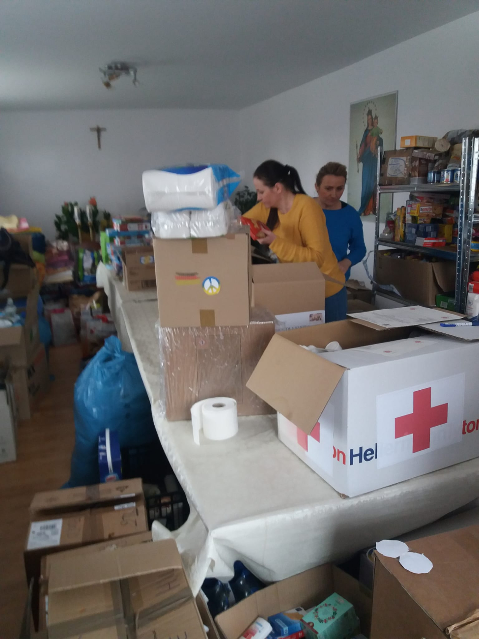 Parafia w Kowalewie przygotowała kolejny transport dla Ukrainy