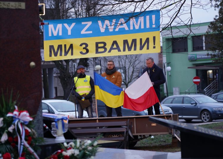 Słupczanie pokazali solidarność z Ukrainą ZDJĘCIA
