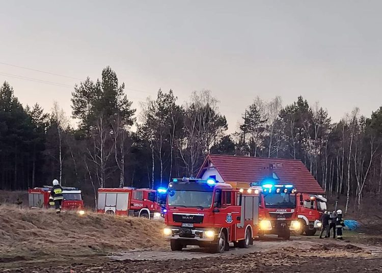 Palił się domek letniskowy