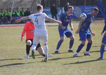 Piłkarska sobota. Czerwono-żółta Gajowa