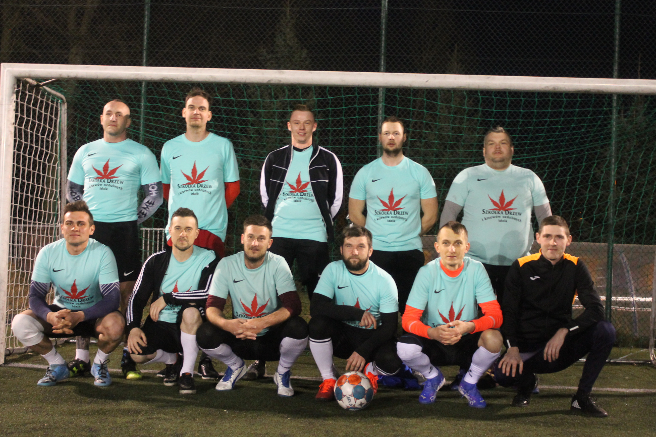 Qźnia Talentu pierwszym liderem