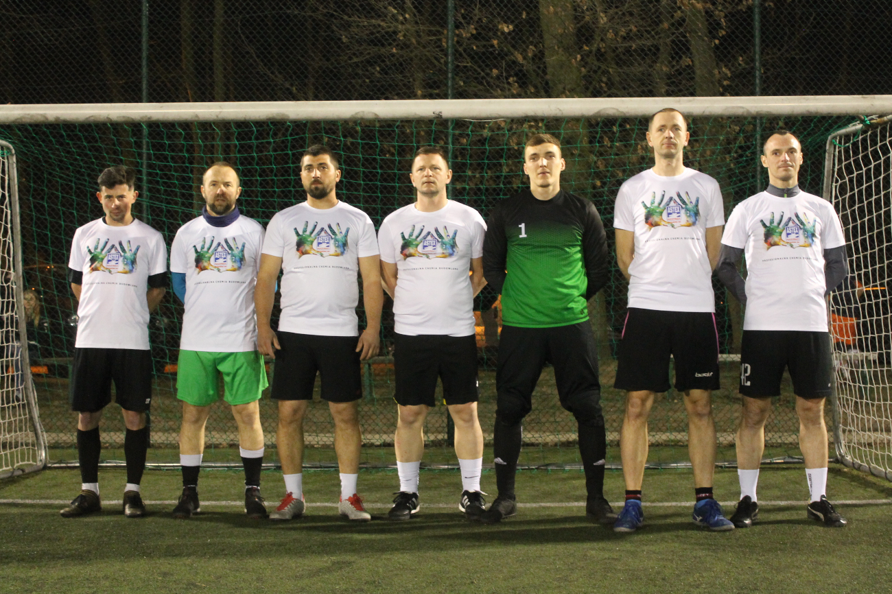 Qźnia Talentu pierwszym liderem