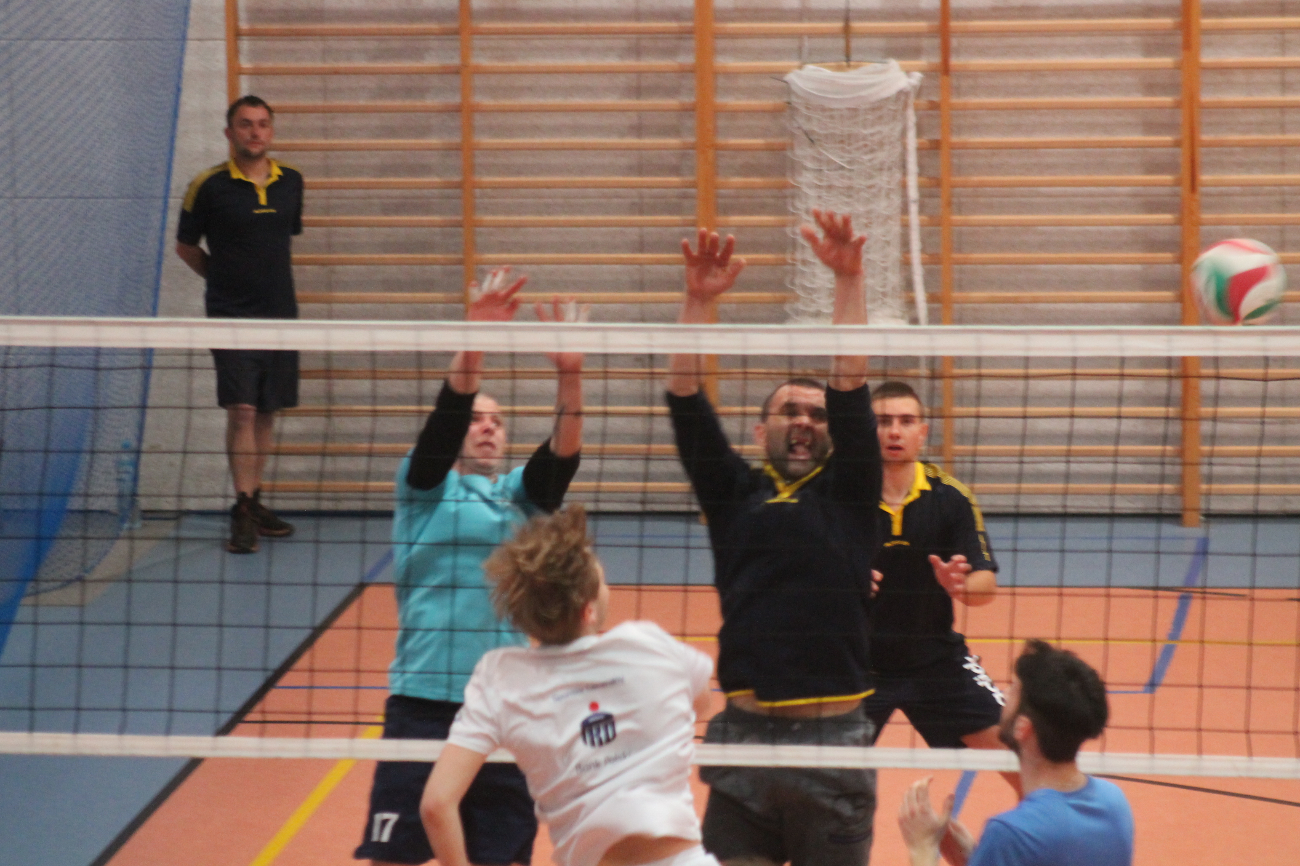 Trwa Siatkarski Turniej Pokoleń