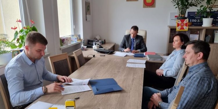 Ruszają z kanalizacją do Ostrowa