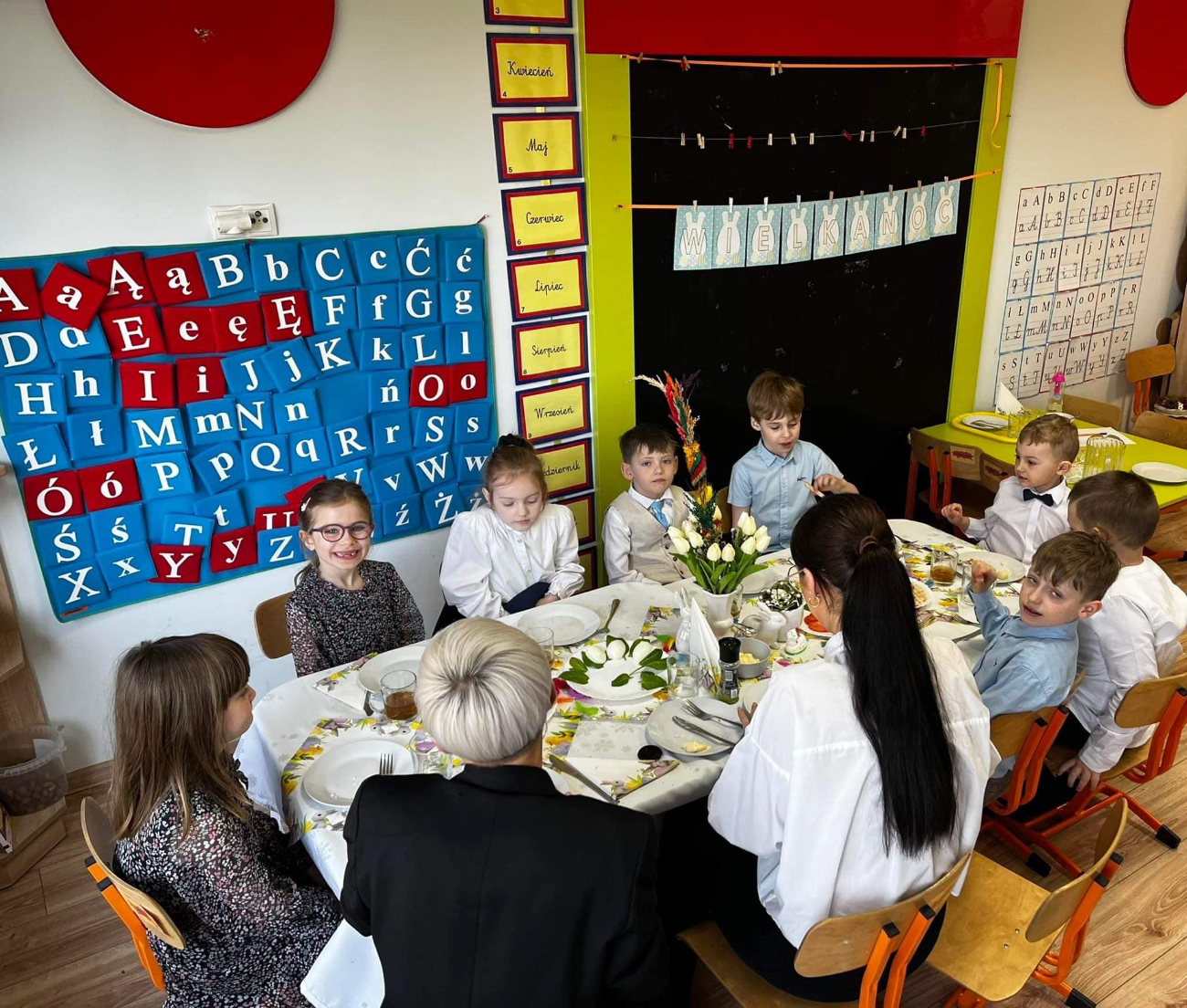Śniadanko Wielkanocne u Małych Odkrywców w Piotrowicach