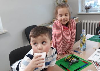 Zajęcia z lego w GOK w Lądku