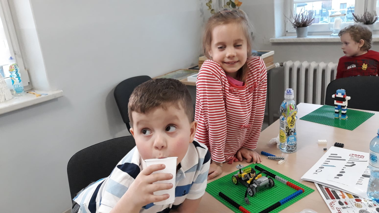 Zajęcia z lego w GOK w Lądku