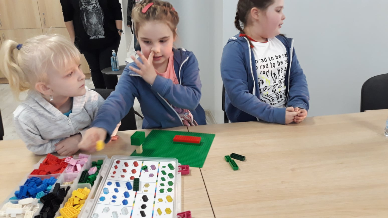 Zajęcia z lego w GOK w Lądku