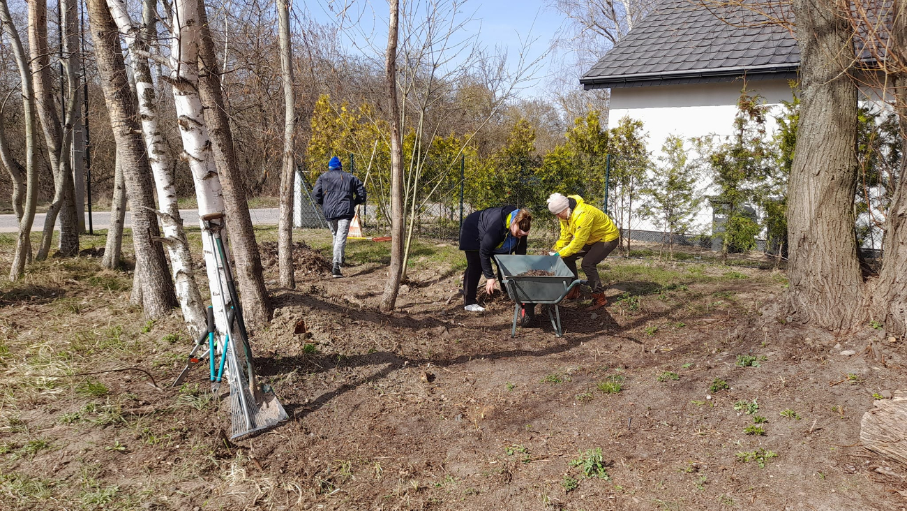 Sprzątali mieszkańcy Gółkowa