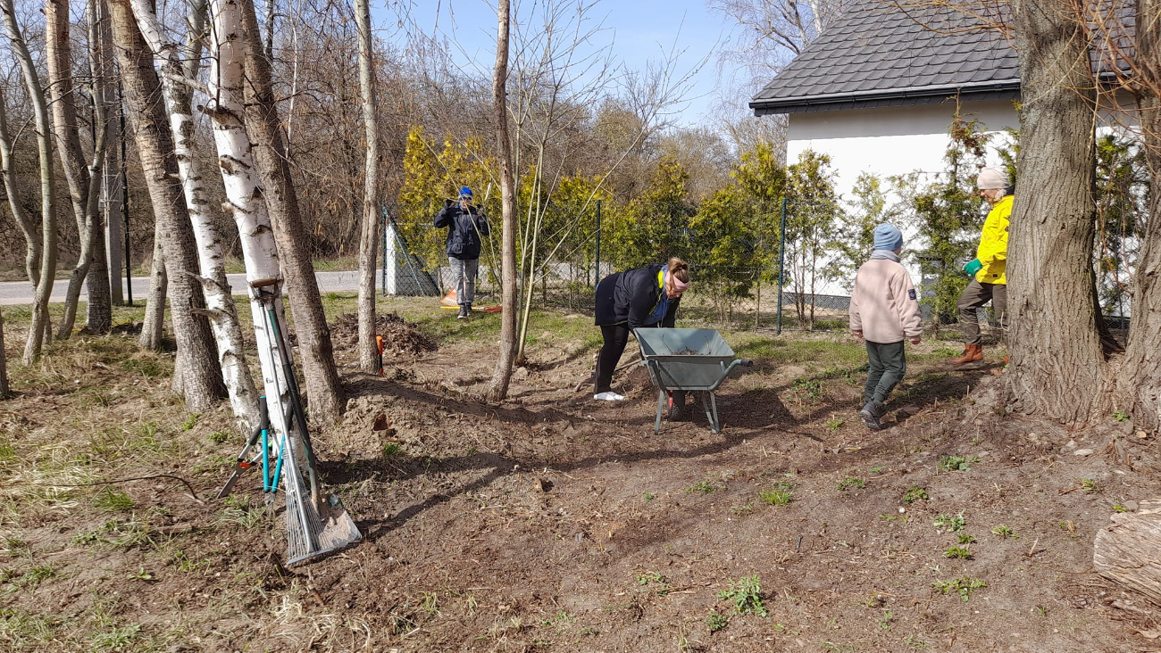 Sprzątali mieszkańcy Gółkowa