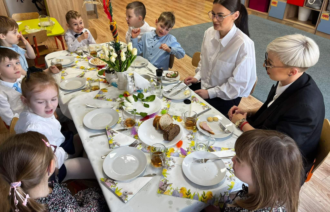 Śniadanko Wielkanocne u Małych Odkrywców w Piotrowicach