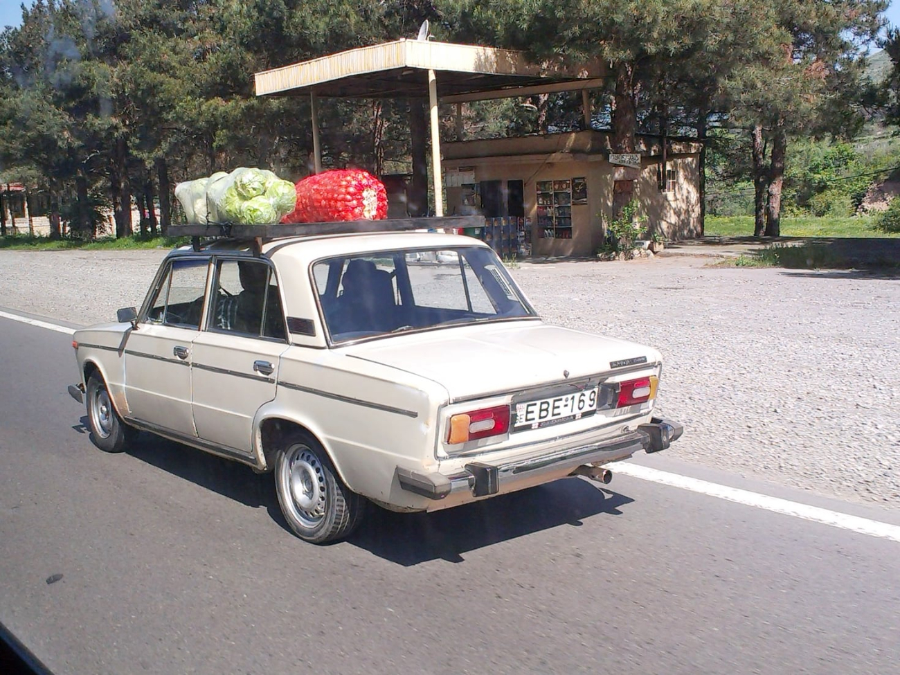 Z autorem bestsellera do Gruzji