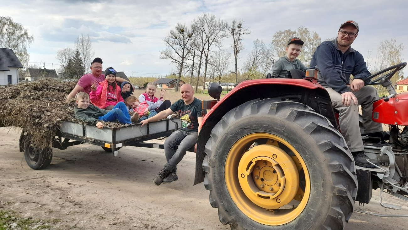 Sprzątały trzy pokolenia. Najwięcej frajdy mieli najmłodsi