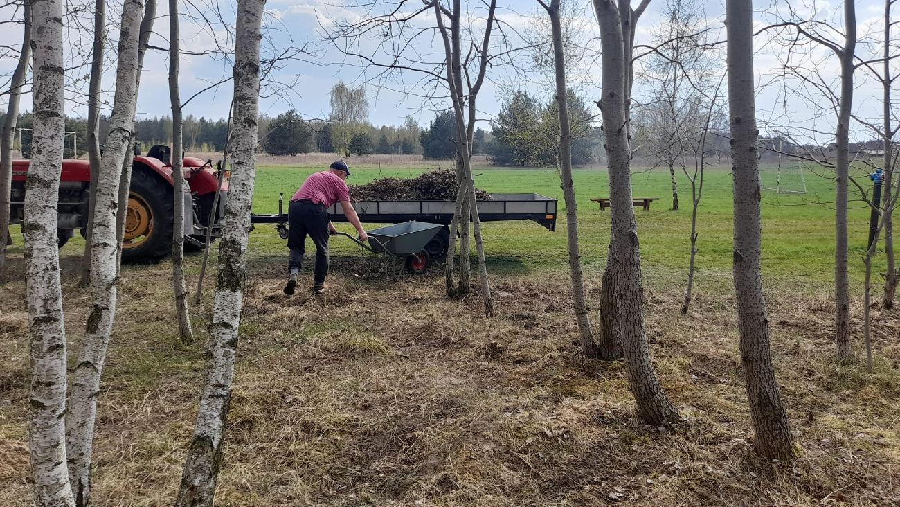 Sprzątały trzy pokolenia. Najwięcej frajdy mieli najmłodsi