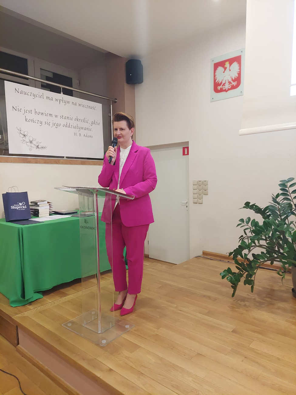 Opuścili mury Ekonomika ZDJĘCIA