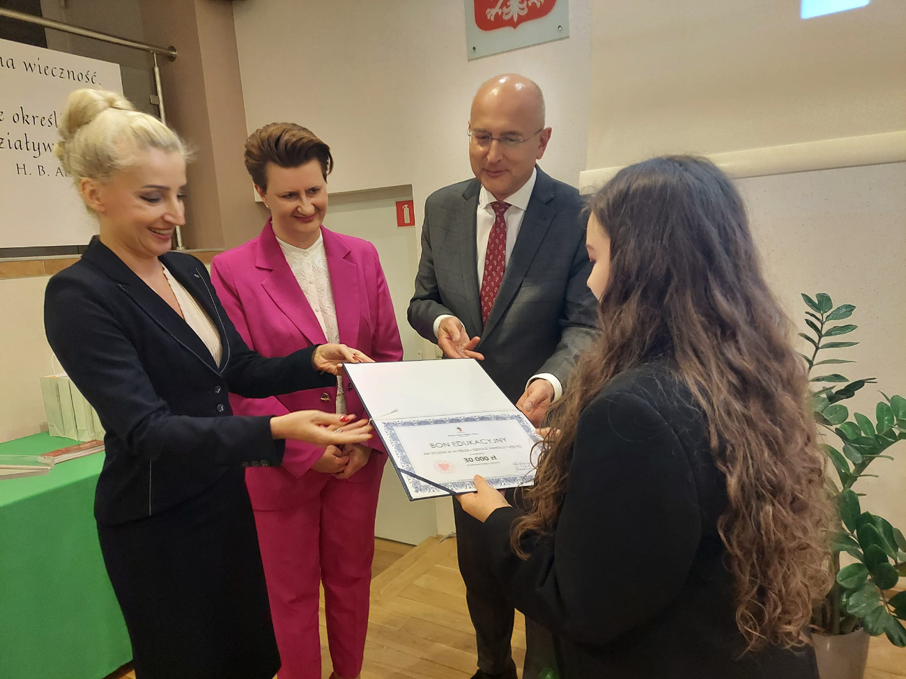 Opuścili mury Ekonomika ZDJĘCIA