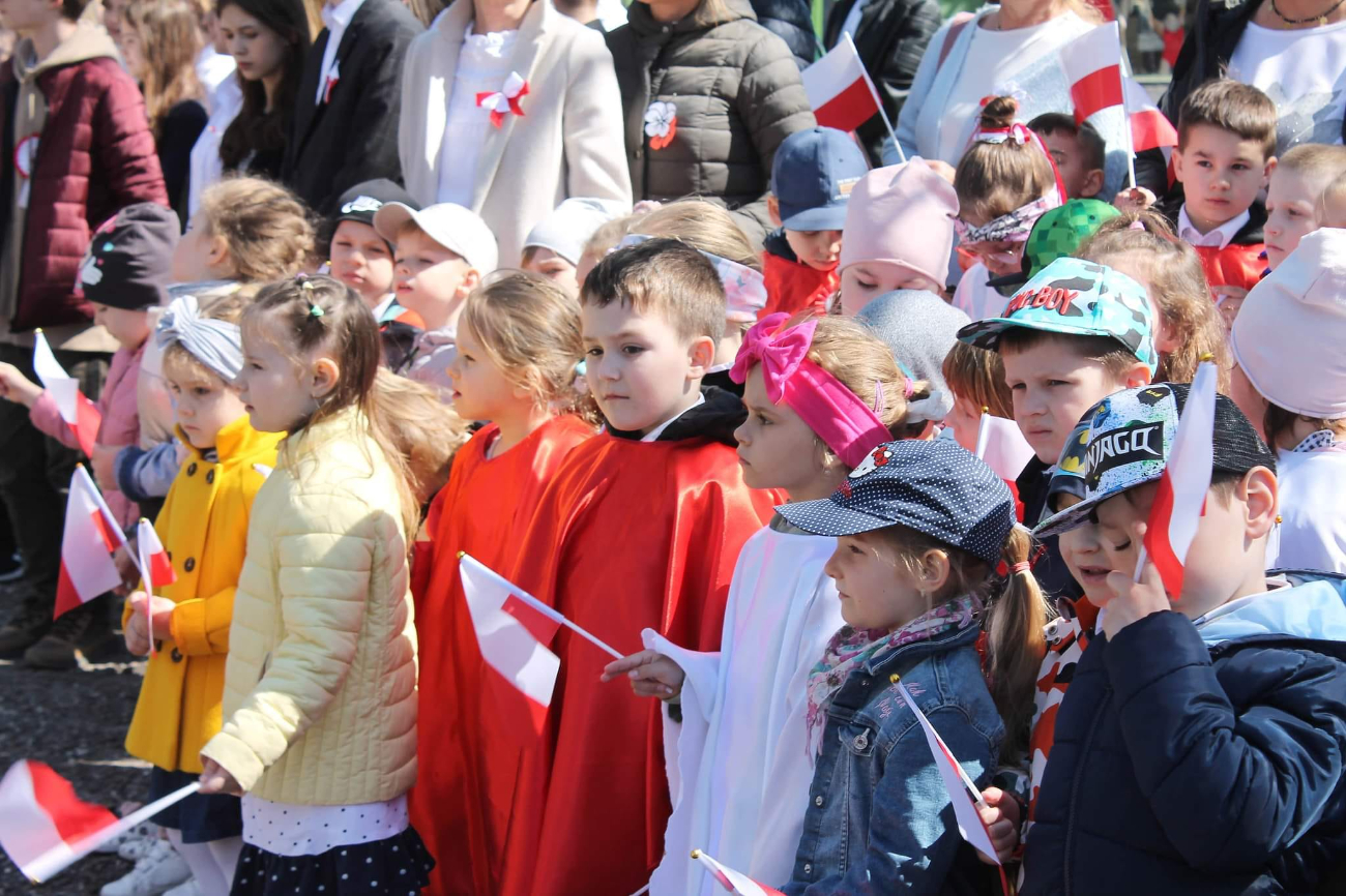Radosne świętowanie na rynku ZDJĘCIA