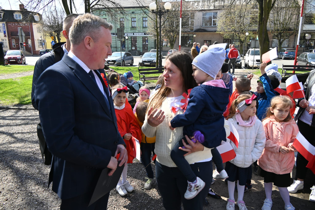 Radosne świętowanie na rynku ZDJĘCIA