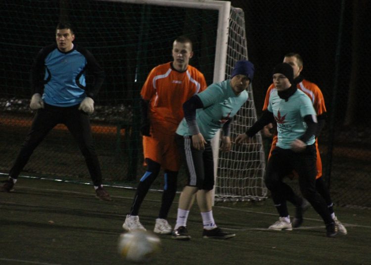 Skarboszewo urywa punkty