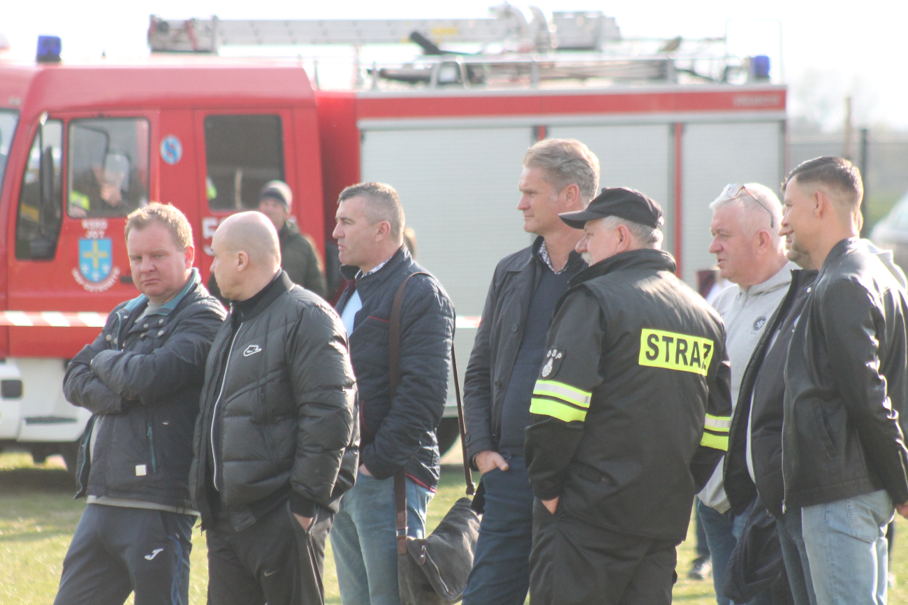 Czarni bez Korony. Puchar na fotografii