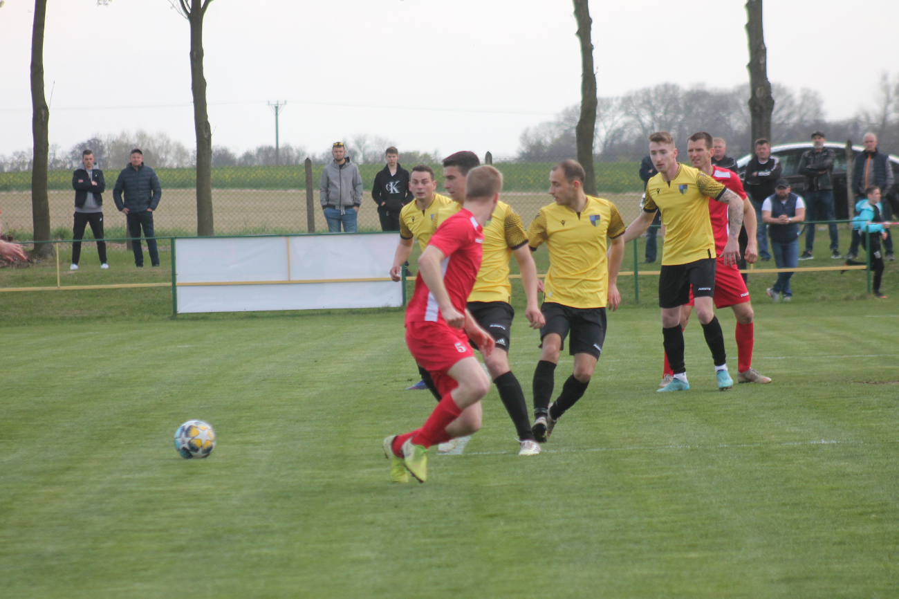 Czarni bez Korony. Puchar na fotografii