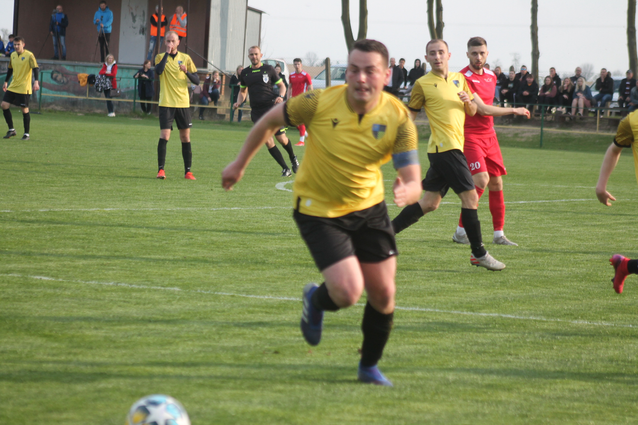 Czarni bez Korony. Puchar na fotografii