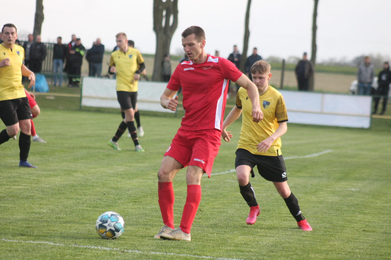 Czarni bez Korony. Puchar na fotografii