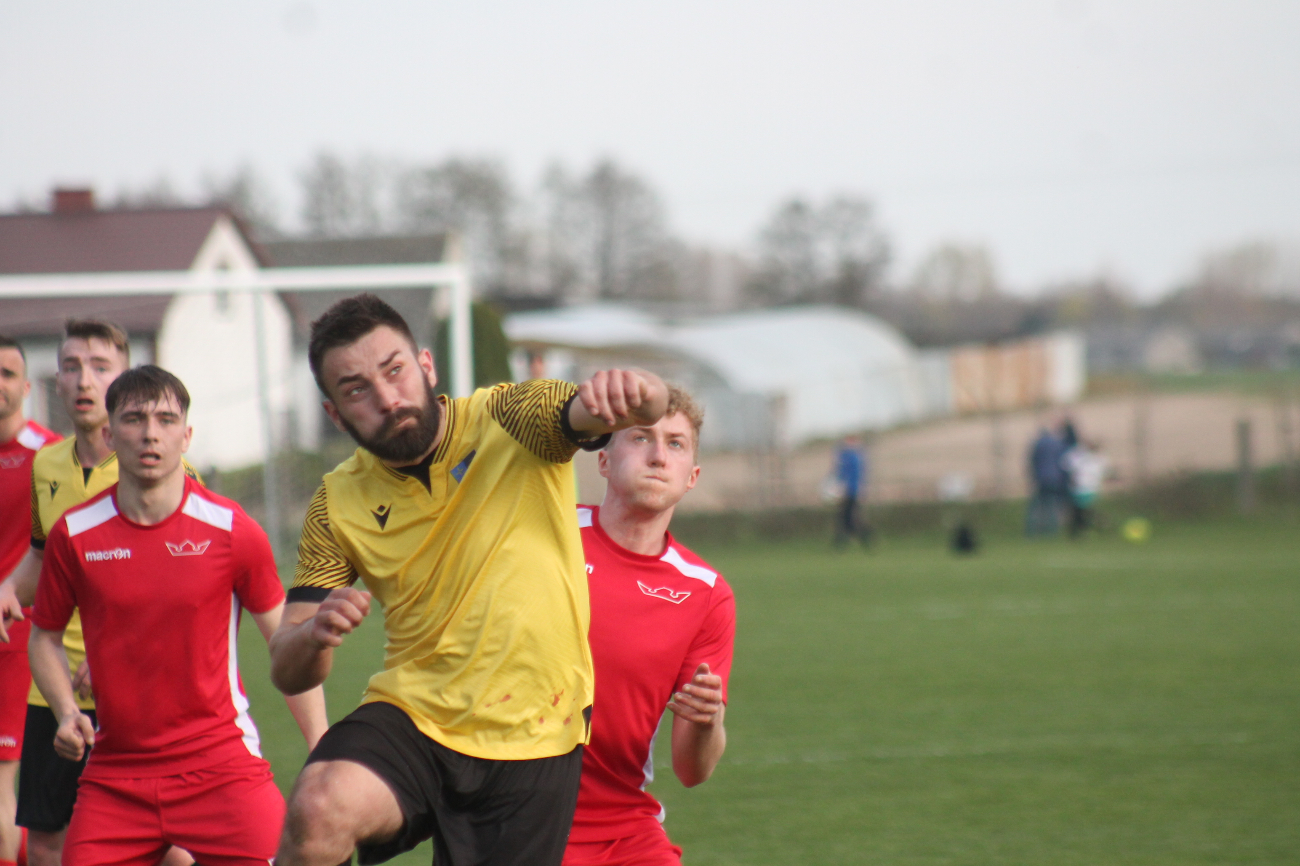 Czarni bez Korony. Puchar na fotografii