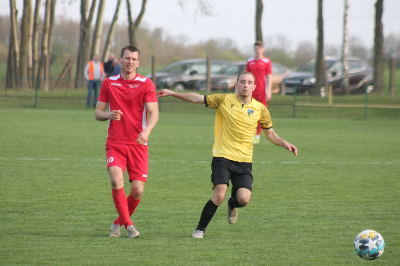 Czarni bez Korony. Puchar na fotografii