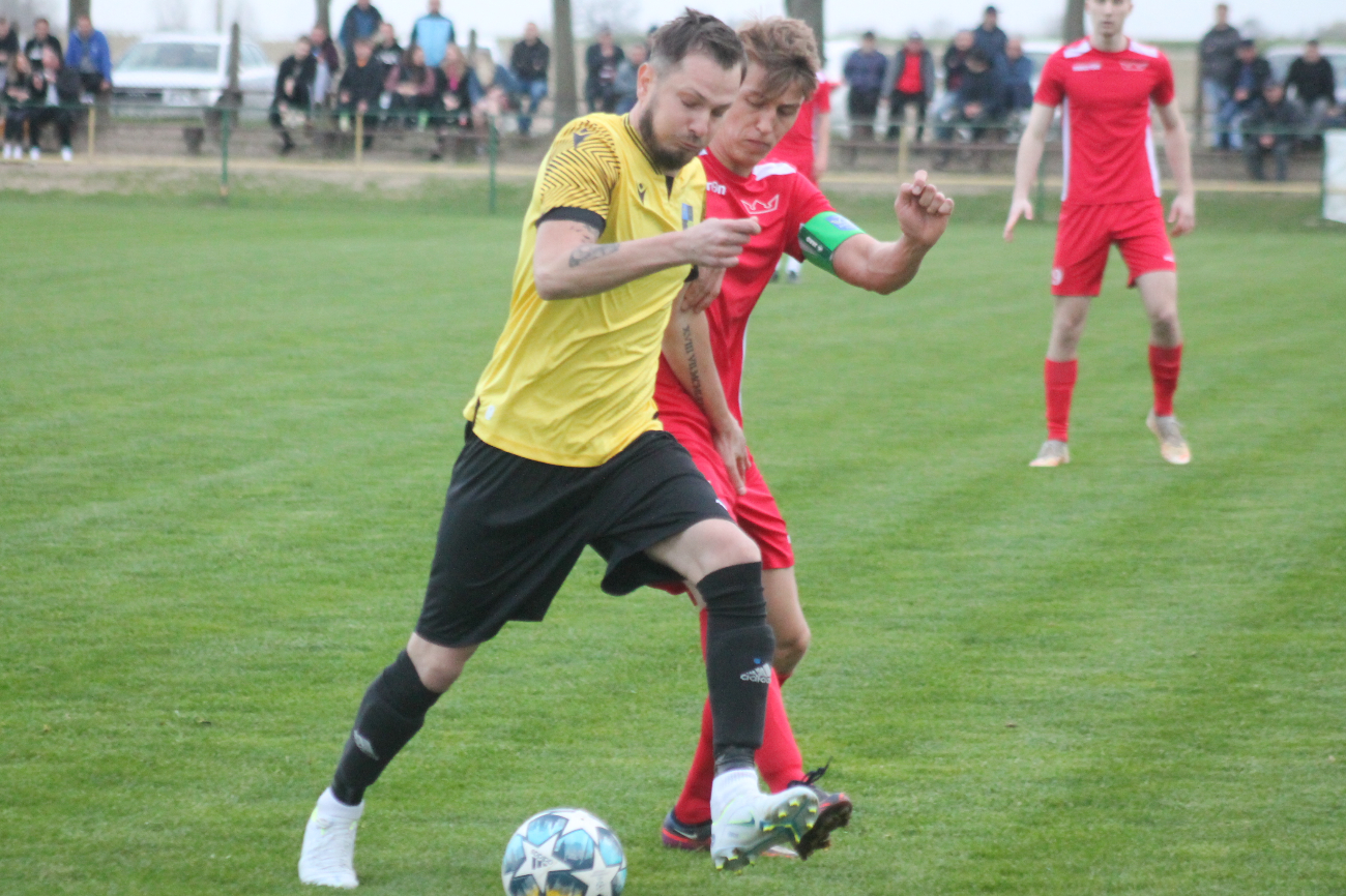 Czarni bez Korony. Puchar na fotografii