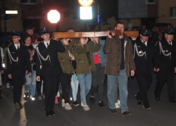 Jutro ulicami miasta przejdzie Droga Krzyżowa