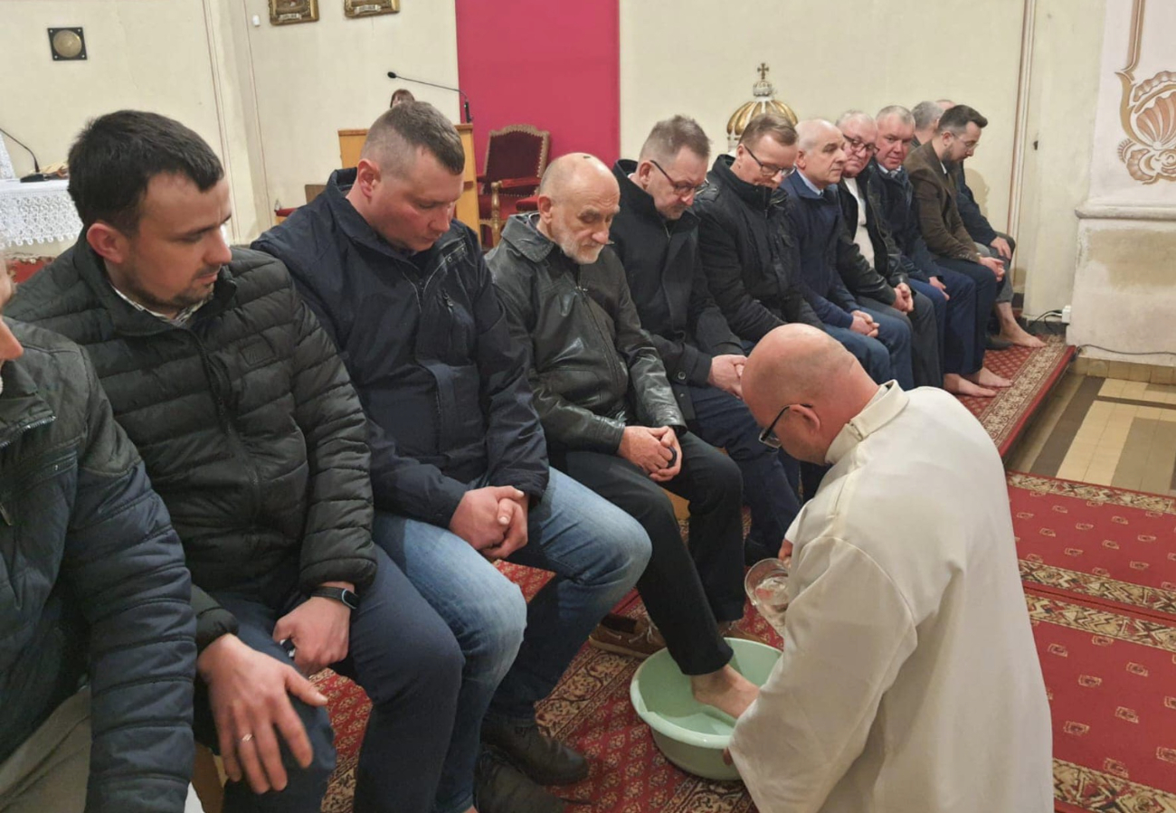 Wielki Czwartek w Ciążeniu ZDJĘCIA