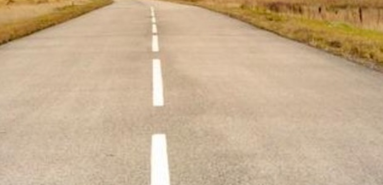 Wypadek na światłach w Słupcy. Trzy auta rozbite ZDJĘCIA