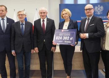 Podpisali umowę na kolejną drogę