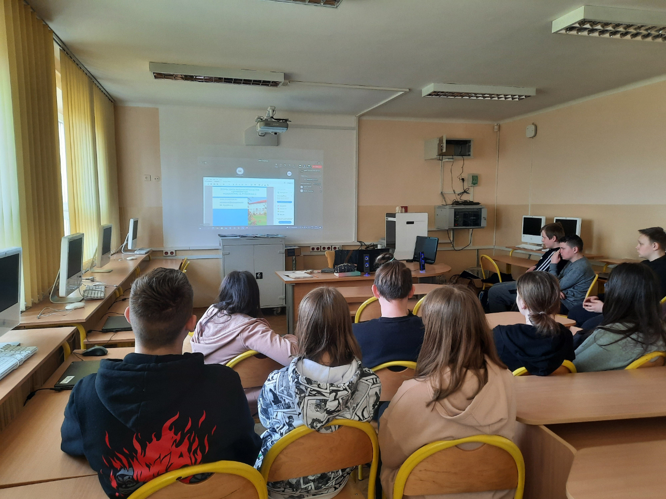 Doradztwo zawodowe dla uczniów z Cienina Zabornego