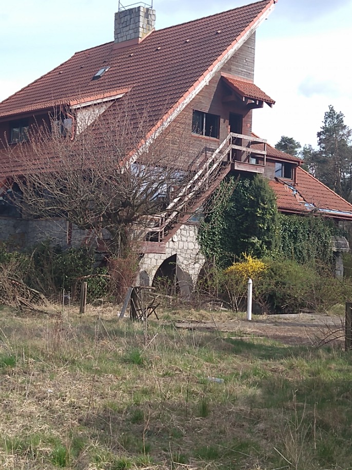 Dzikie wysypisko śmieci w Wilcznej