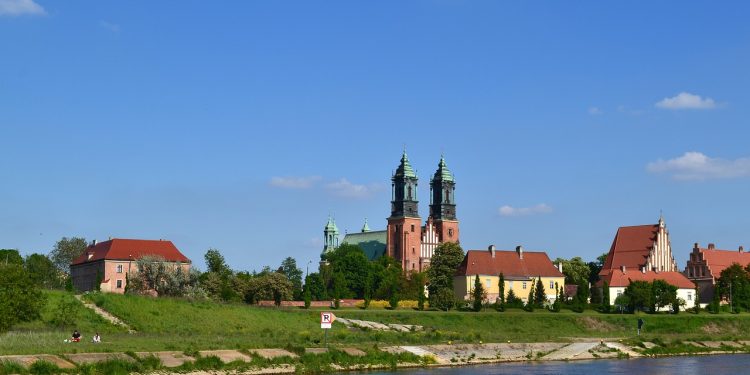 Seniorzy kupują mieszkania w dużych miastach